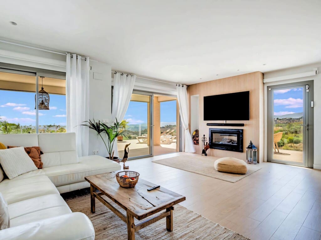 3 soverom Hus til salgs i Mijas med svømmebasseng garasje - € 850 000 (Ref: 10094269)