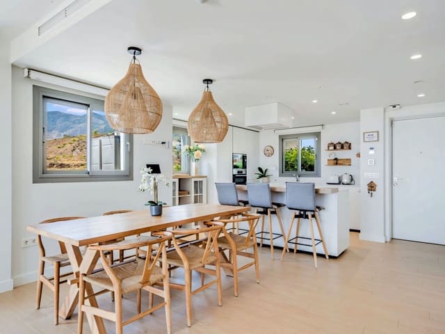 3 soverom Hus til salgs i Mijas med svømmebasseng garasje - € 850 000 (Ref: 10094269)