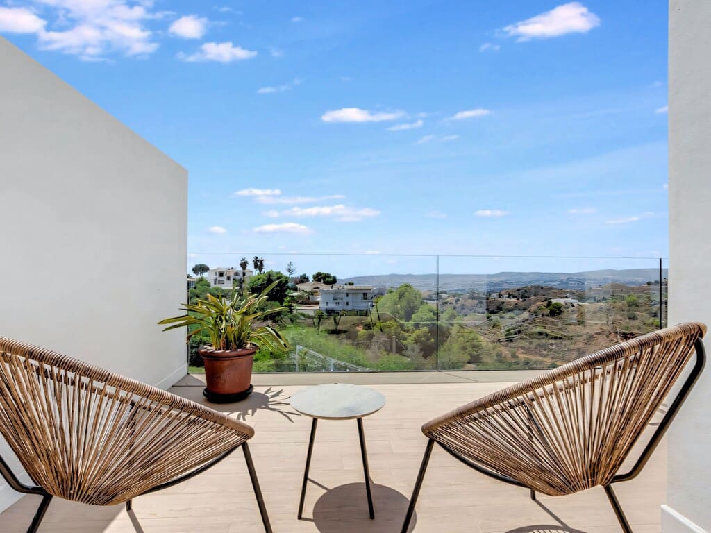 3 soverom Hus til salgs i Mijas med svømmebasseng garasje - € 850 000 (Ref: 10094269)