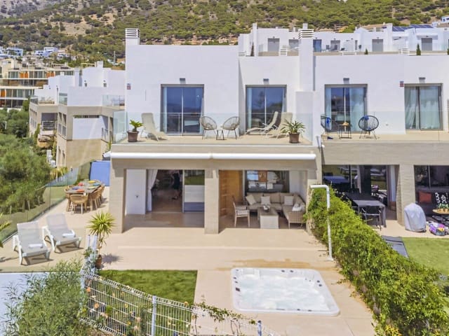 3 soverom Hus til salgs i Mijas med svømmebasseng garasje - € 850 000 (Ref: 10094269)
