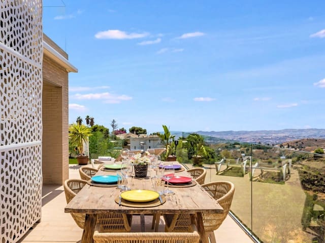 3 soverom Hus til salgs i Mijas med svømmebasseng garasje - € 850 000 (Ref: 10094269)