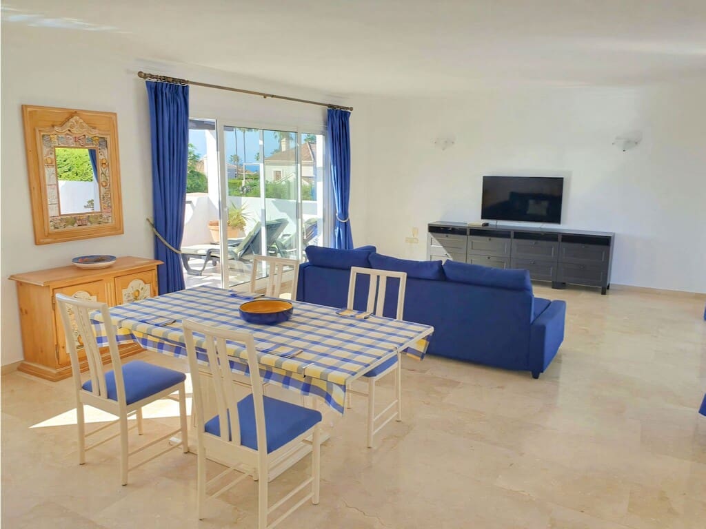 2 soverom Penthouse til salgs i El Paraiso med svømmebasseng garasje - € 495 000 (Ref: 10097649)
