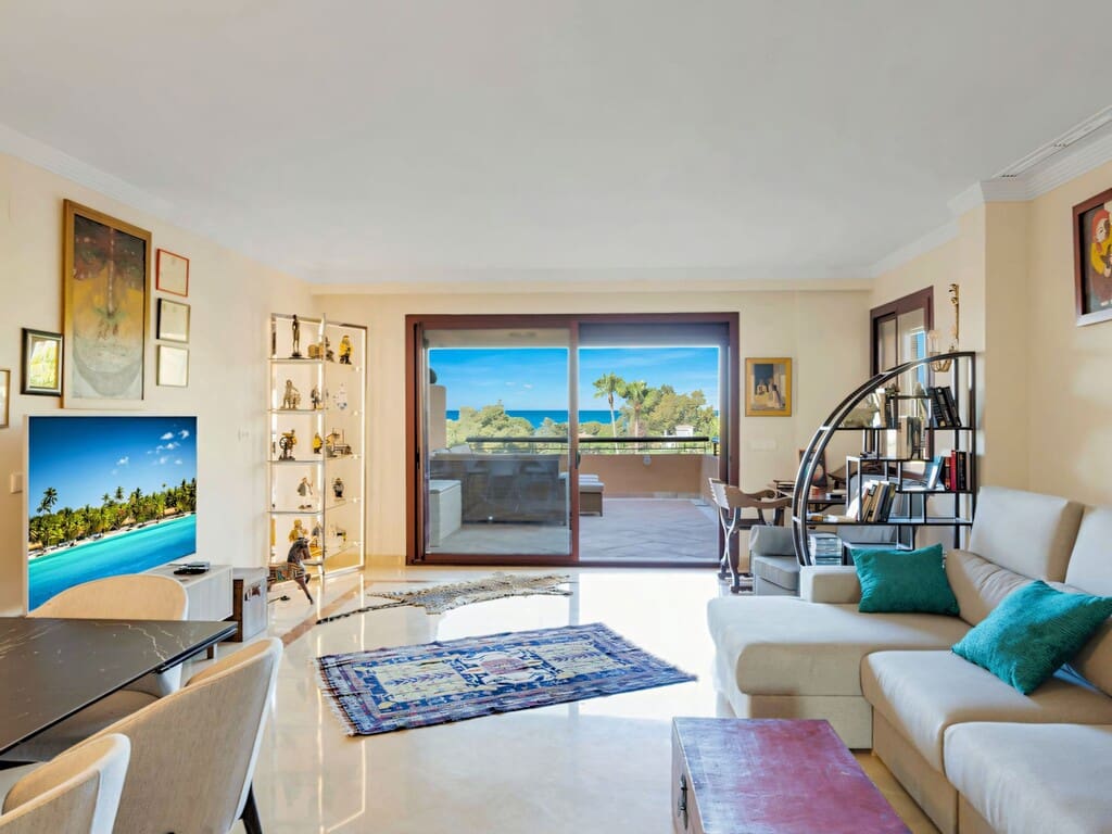 3 soveværelse Lejlighed til salg i Los Monteros med swimmingpool garage - € 1.200.000 (Ref: 10099731)