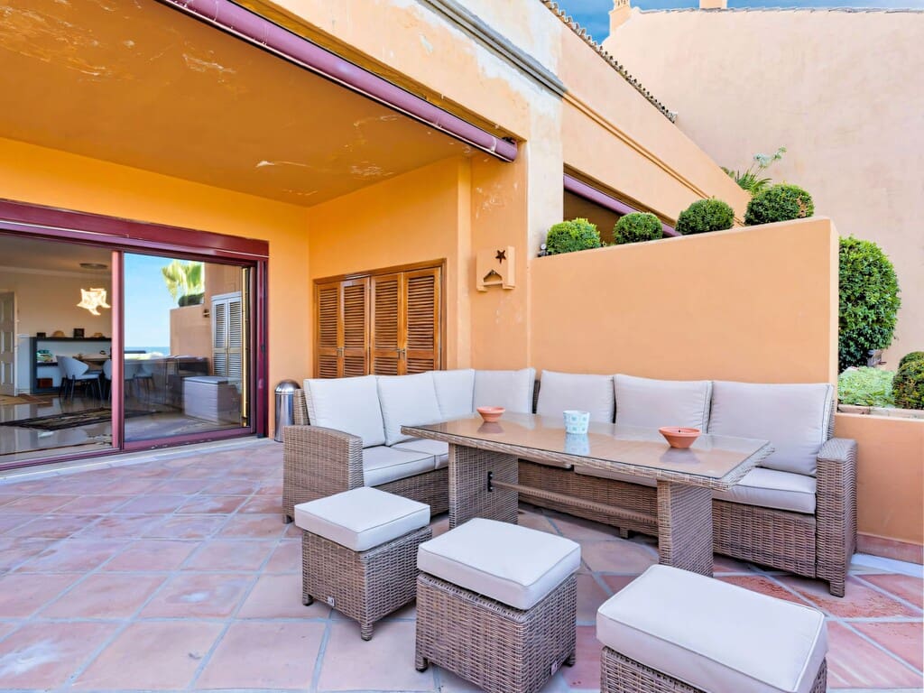 3 soveværelse Lejlighed til salg i Los Monteros med swimmingpool garage - € 1.200.000 (Ref: 10099731)