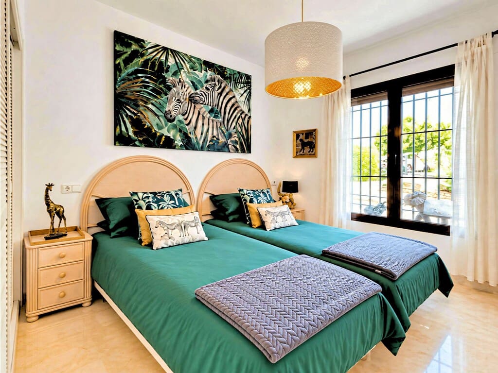 Apartamento de 3 habitaciones en Los Arqueros en venta con piscina garaje - 585.000 € (Ref: 10099732)