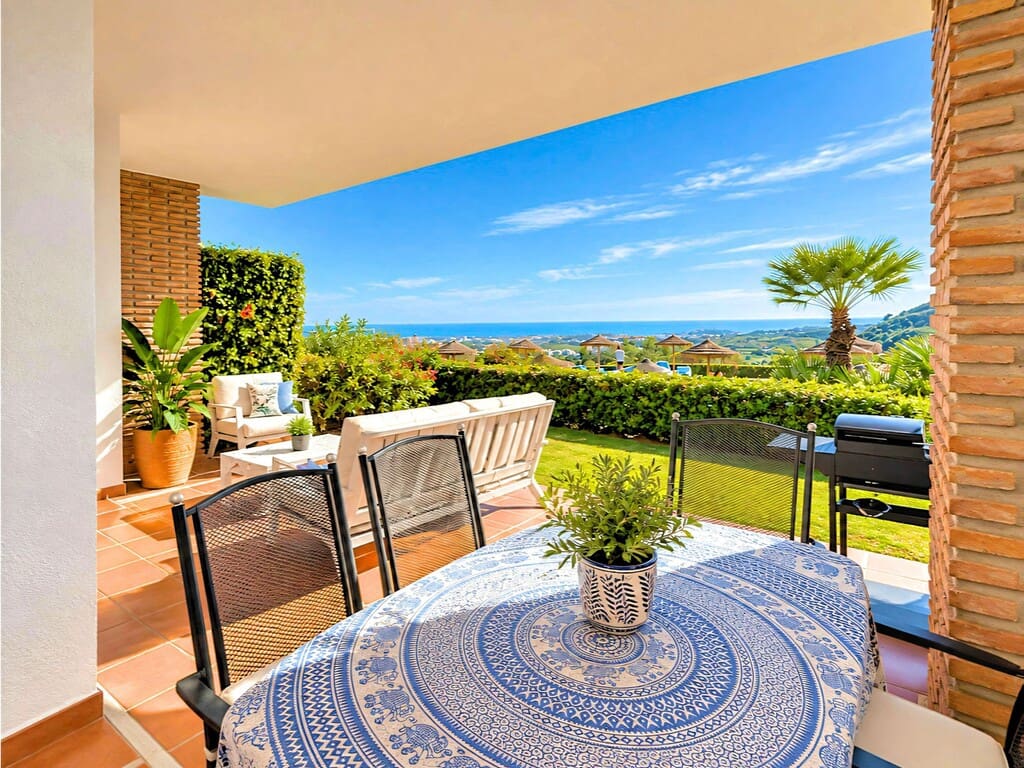 Apartamento de 3 habitaciones en Los Arqueros en venta con piscina garaje - 585.000 € (Ref: 10099732)