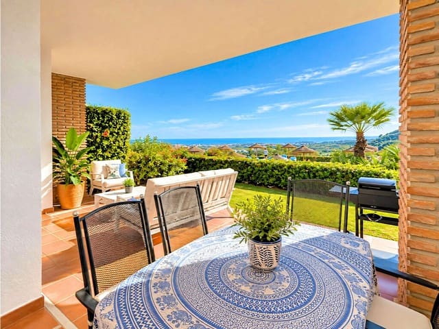 Apartamento de 3 habitaciones en Los Arqueros, Benahavís en venta con piscina garaje - 585.000 € (Ref: 10099732)