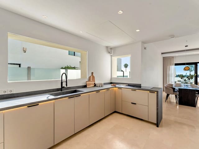 5 quarto Moradia para venda em Benahavís com piscina garagem - 2 595 000 € (Ref: 10109001)