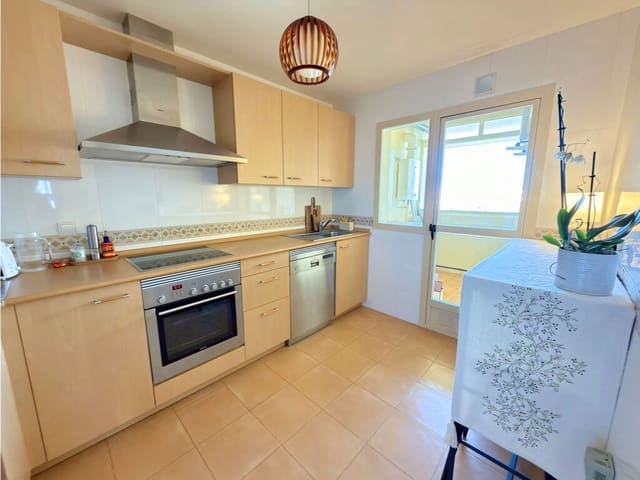 2 soverom Leilighet til salgs i Mijas Costa, Mijas med svømmebasseng garasje - € 410 000 (Ref: 10111508)
