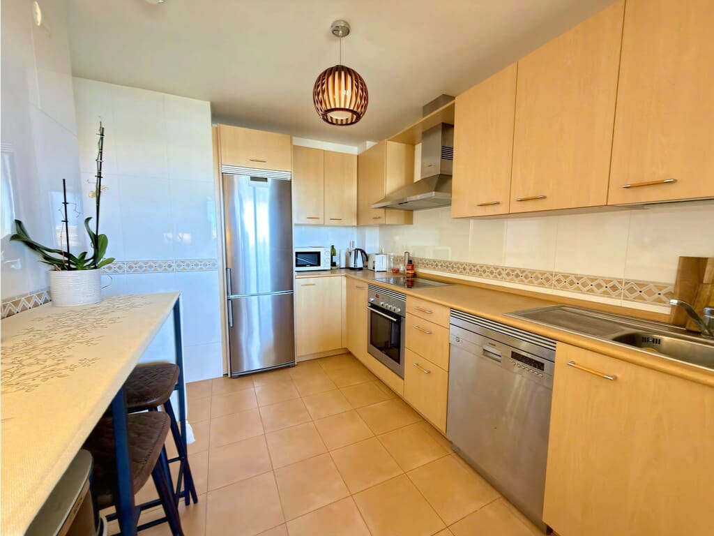2 soverom Leilighet til salgs i Mijas Costa med svømmebasseng garasje - € 410 000 (Ref: 10111508)