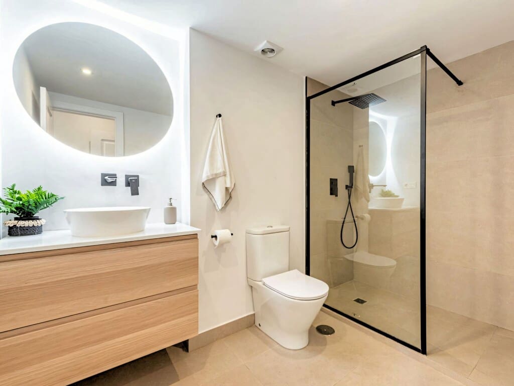 Apartamento de 3 habitaciones en Nueva Andalucia en venta con piscina garaje - 649.000 € (Ref: 10115438)