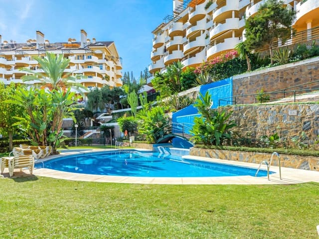Apartamento de 3 habitaciones en Nueva Andalucia, Marbella en venta con piscina garaje - 649.000 € (Ref: 10115438)