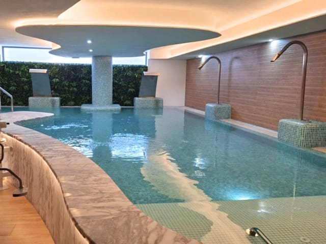 2 sovrum Takvåning till salu i La Cala de Mijas, Mijas med pool garage - 695 000 € (Ref: 10115442)