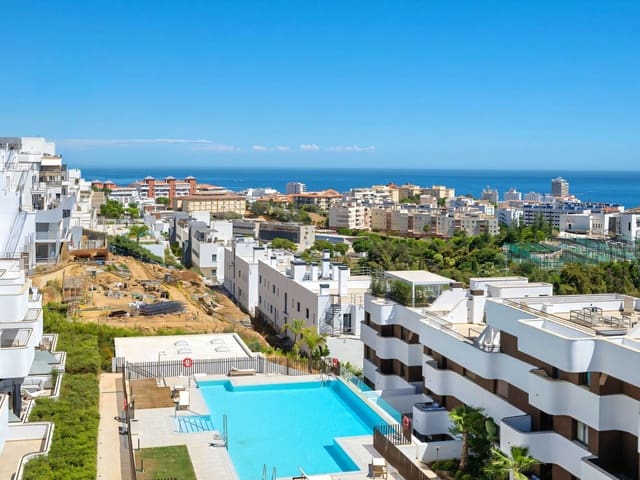 3 camera da letto Attico in vendita in Estepona con piscina garage - 980.000 € (Rif: 10118833)