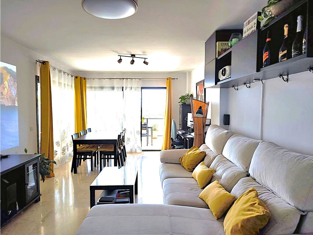 3 makuuhuone Huoneisto myytävänä paikassa Riviera del Sol mukana uima-altaan 
autotalli - 350 000 € (Ref: 10118834)