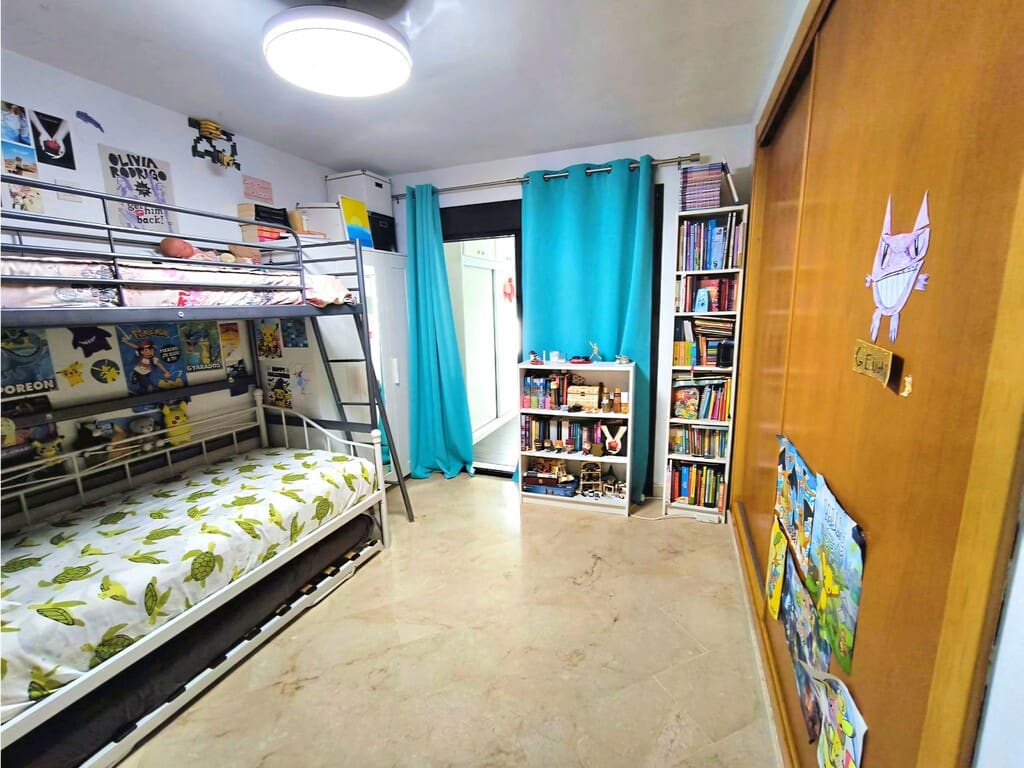 3 makuuhuone Huoneisto myytävänä paikassa Riviera del Sol mukana uima-altaan 
autotalli - 350 000 € (Ref: 10118834)