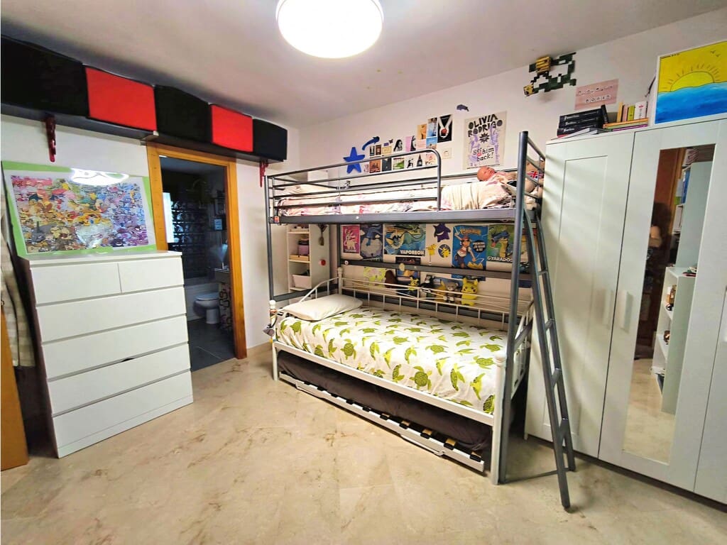 3 makuuhuone Huoneisto myytävänä paikassa Riviera del Sol mukana uima-altaan 
autotalli - 350 000 € (Ref: 10118834)