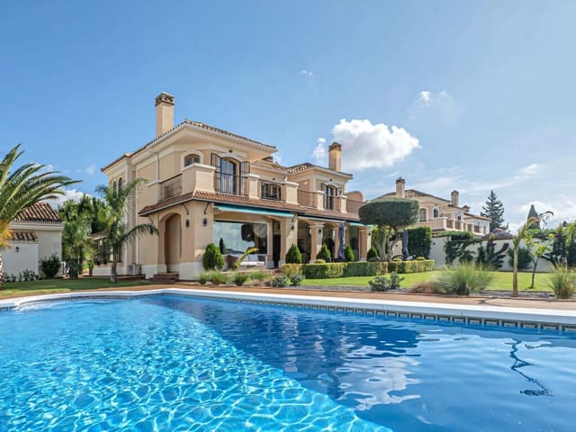 4 bedroom Villa for sale in Mijas Golf, Mijas with pool garage - € 1,985,000 (Ref: 10118835)
