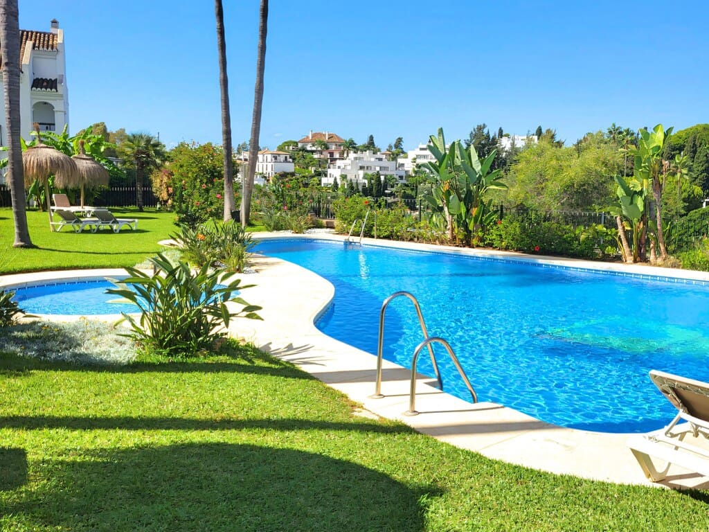 Casa de 3 habitaciones en Golden Mile en venta con piscina garaje - 1.450.000 € (Ref: 10118836)