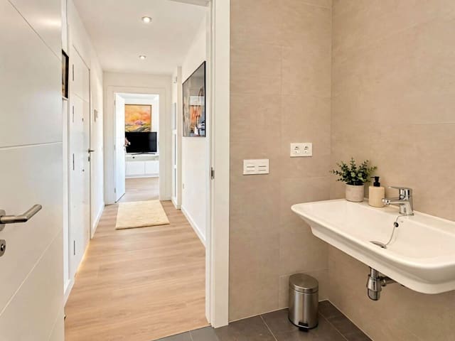 2 sypialnia Penthouse na sprzedaż w Nueva Andalucia, Marbella z basenem garażem - 554 000 € (Ref: 10131289)