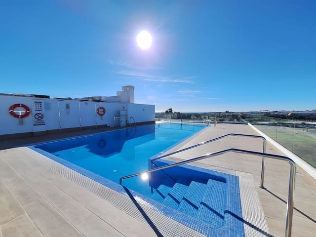 2 sypialnia Penthouse na sprzedaż w Nueva Andalucia, Marbella z basenem garażem - 554 000 € (Ref: 10131289)