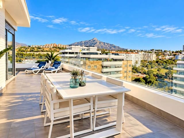 2 sypialnia Penthouse na sprzedaż w Nueva Andalucia, Marbella z basenem garażem - 554 000 € (Ref: 10131289)