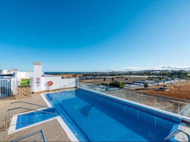2 sypialnia Penthouse na sprzedaż w Nueva Andalucia, Marbella z basenem garażem - 554 000 € (Ref: 10131289)