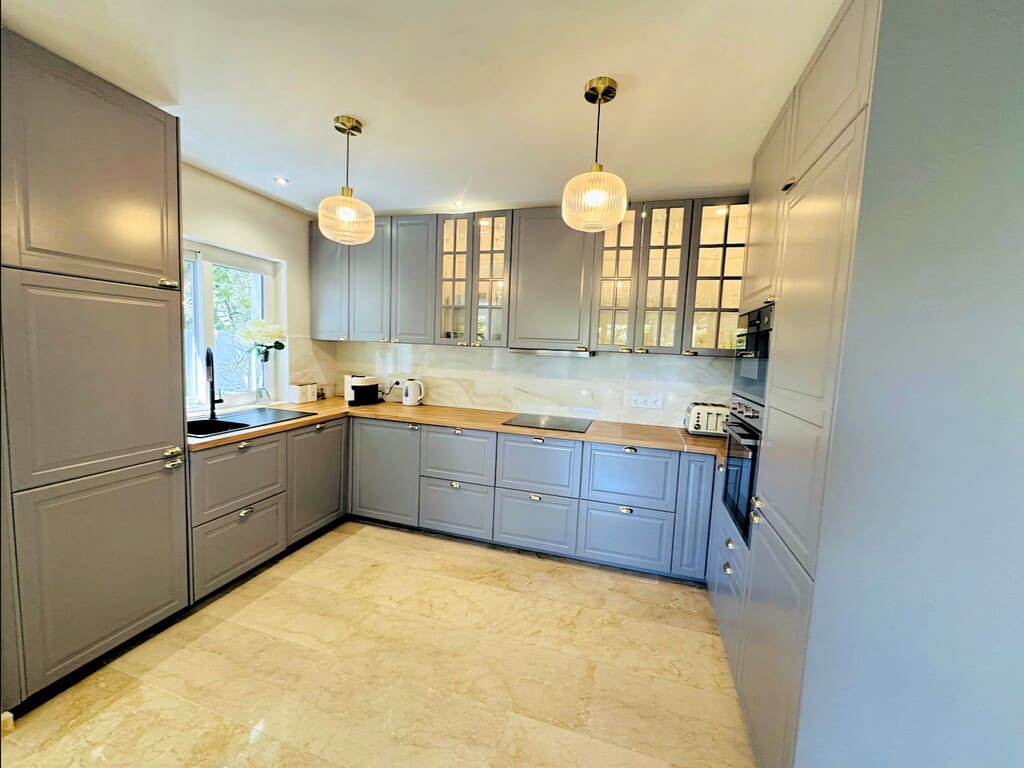 4 quarto Moradia para venda em Elviria com piscina garagem - 1 199 000 € (Ref: 10131290)