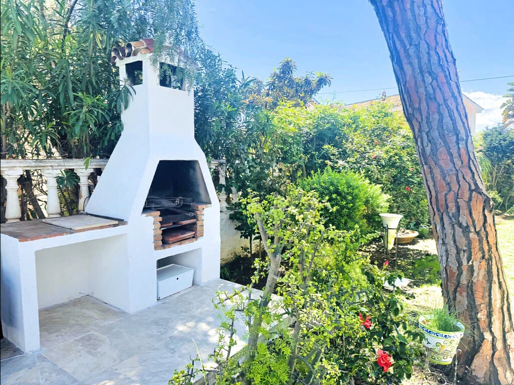 4 quarto Moradia para venda em Elviria com piscina garagem - 1 199 000 € (Ref: 10131290)