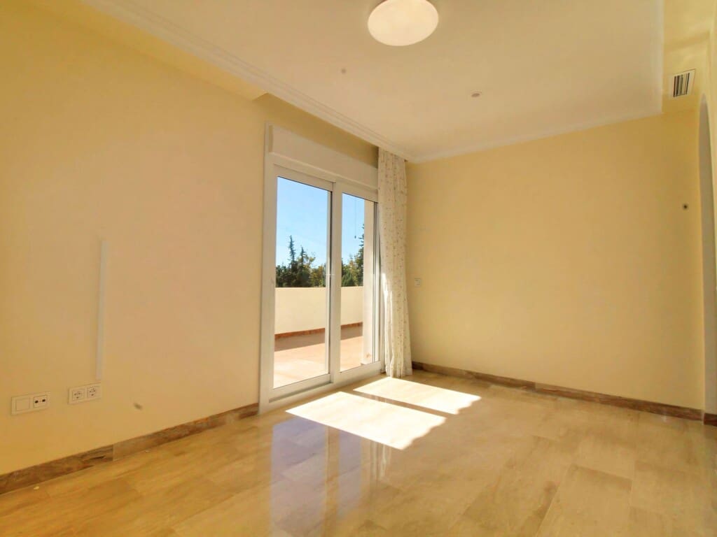 4 camera da letto Villa in vendita in San Pedro de Alcantara con piscina garage - 1.900.000 € (Rif: 10132619)