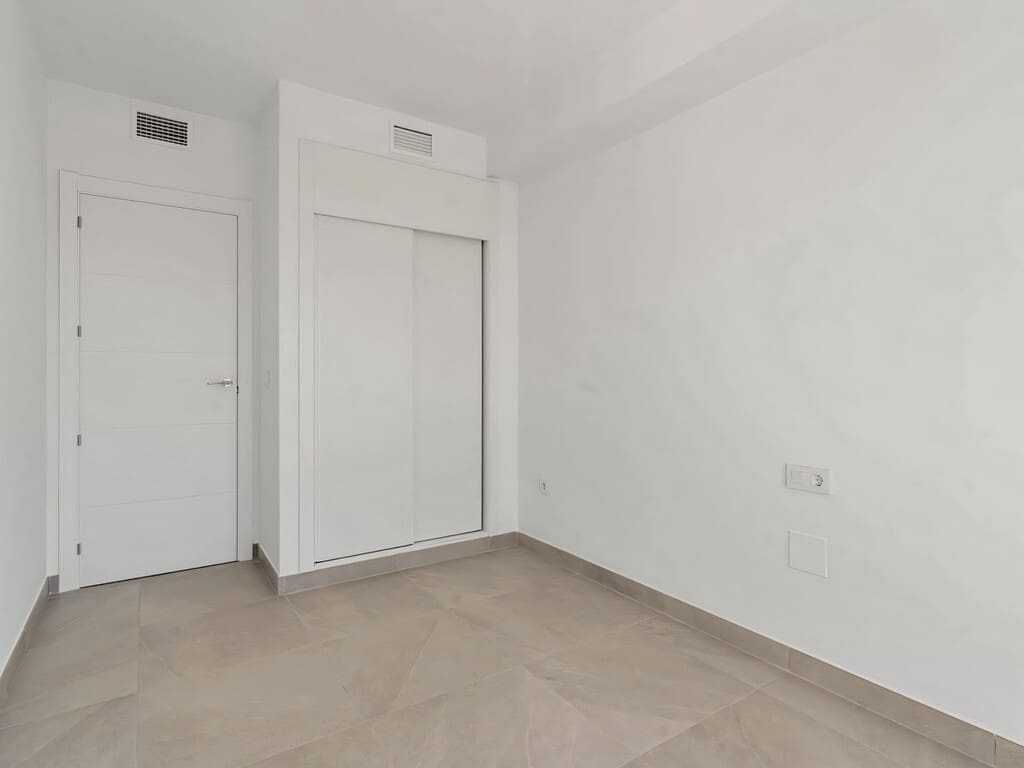 2 sypialnia Apartament na sprzedaż w Mijas z basenem garażem - 340 000 € (Ref: 10133123)