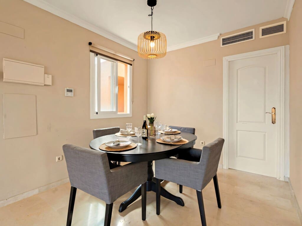 2 chambre Penthouse à vendre à Elviria avec piscine garage - 435 000 € (Ref: 10139286)
