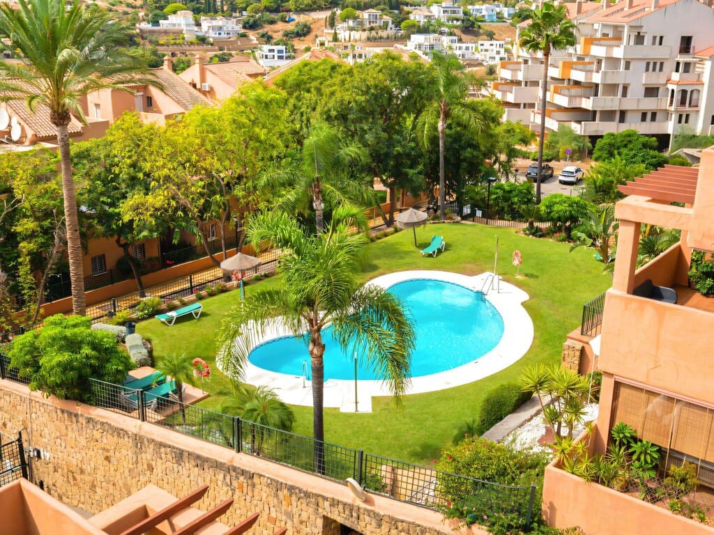 2 chambre Penthouse à vendre à Elviria avec piscine garage - 435 000 € (Ref: 10139286)
