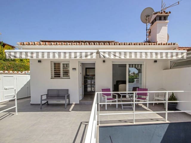 2 chambre Bungalow à vendre à Las Chapas, Marbella avec garage - 489 000 € (Ref: 10139288)