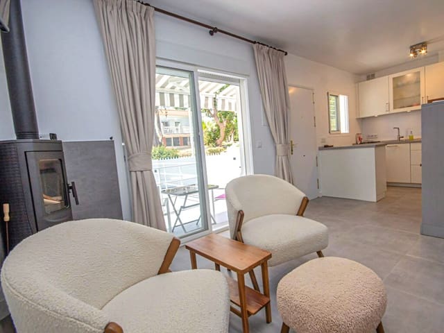 2 chambre Bungalow à vendre à Las Chapas, Marbella avec garage - 489 000 € (Ref: 10139288)