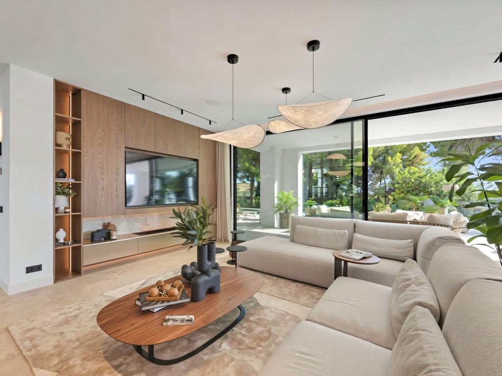 6 Zimmer Villa zu verkaufen in Golden Mile mit Pool Garage - 4.950.000 € (Ref: 10141751)