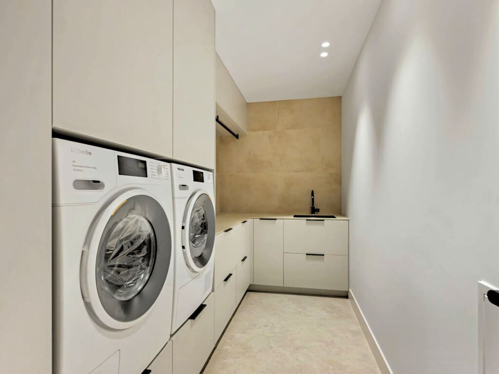 6 Zimmer Villa zu verkaufen in Golden Mile mit Pool Garage - 4.950.000 € (Ref: 10141751)