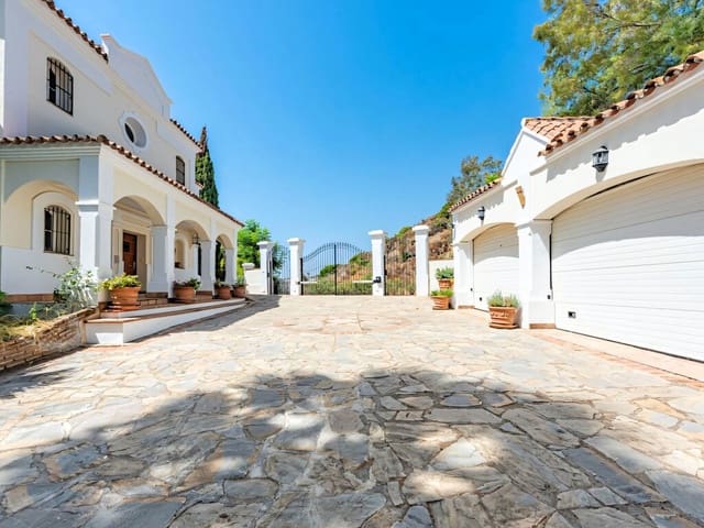 5 Zimmer Villa zu verkaufen in Benahavís mit Pool Garage - 3.500.000 € (Ref: 10148344)