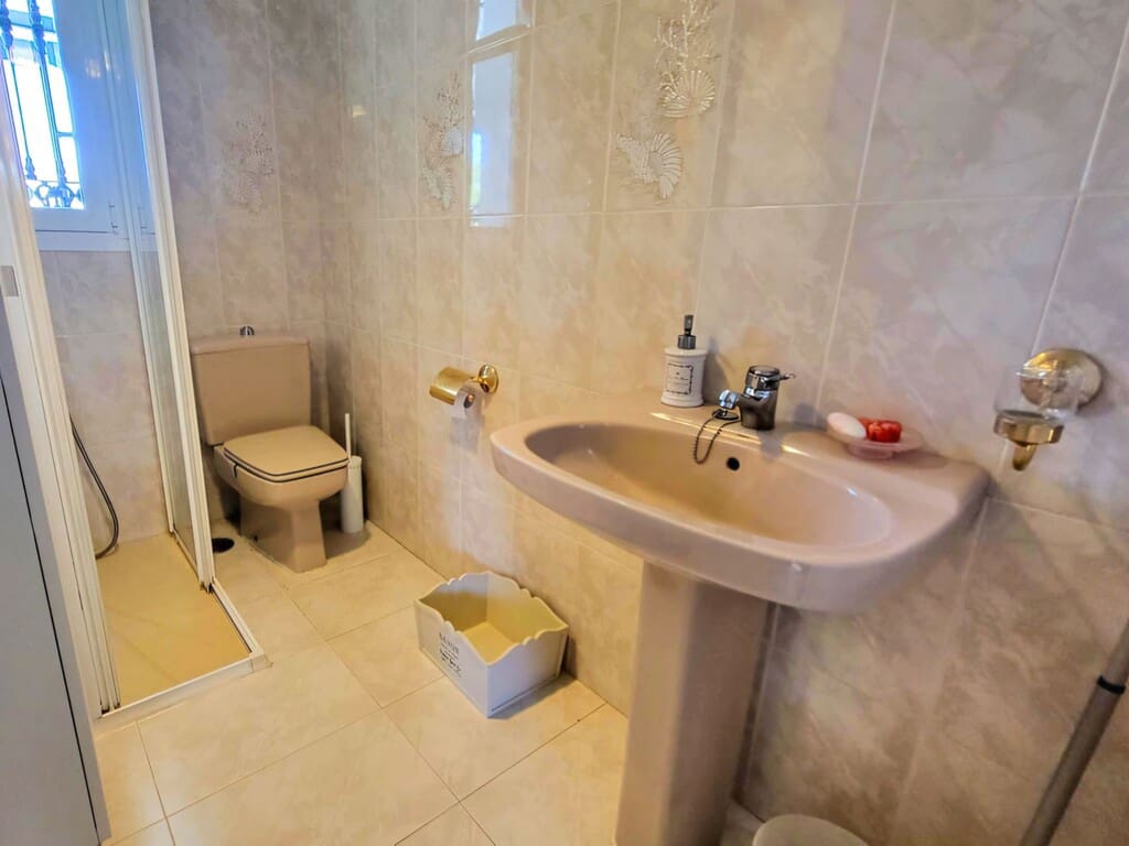 4 slaapkamer Villa te koop in Elviria met zwembad garage - € 1.300.000 (Ref: 10148345)