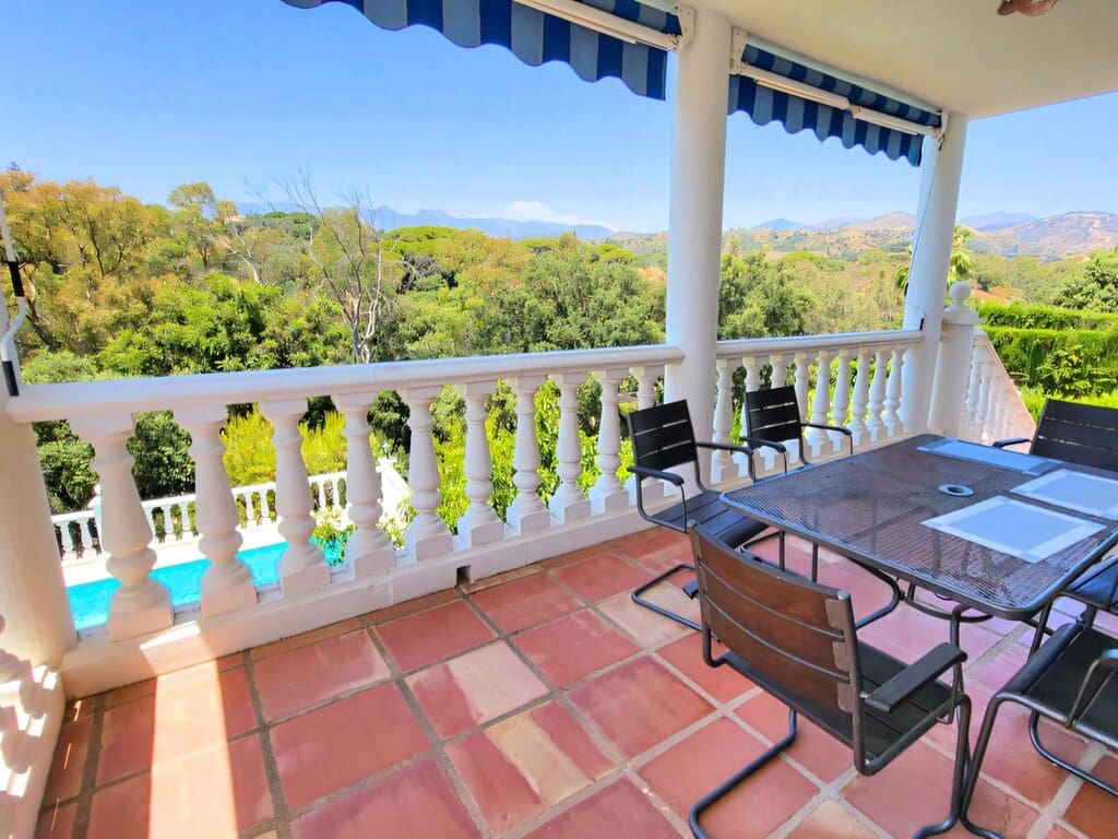 4 slaapkamer Villa te koop in Elviria met zwembad garage - € 1.300.000 (Ref: 10148345)