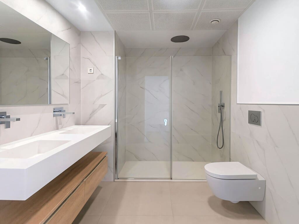 3 bedroom Apartment for sale in La Quinta with pool garage - € 1,295,000 (Ref: 10153312)