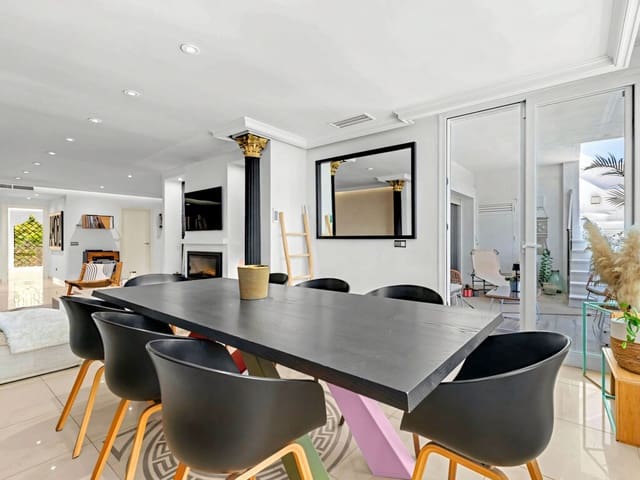 3 chambre Penthouse à vendre à La Quinta, Benahavís avec piscine garage - 850 000 € (Ref: 10153313)