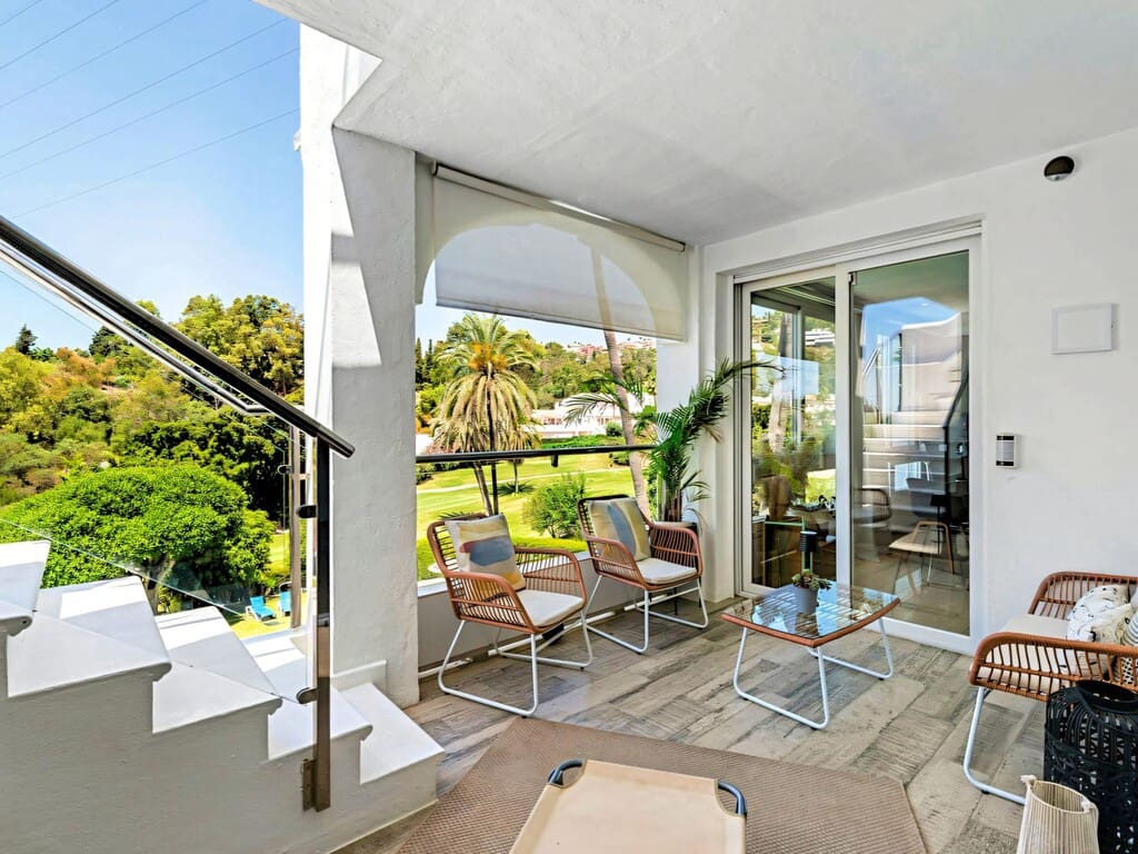 3 chambre Penthouse à vendre à La Quinta avec piscine garage - 850 000 € (Ref: 10153313)