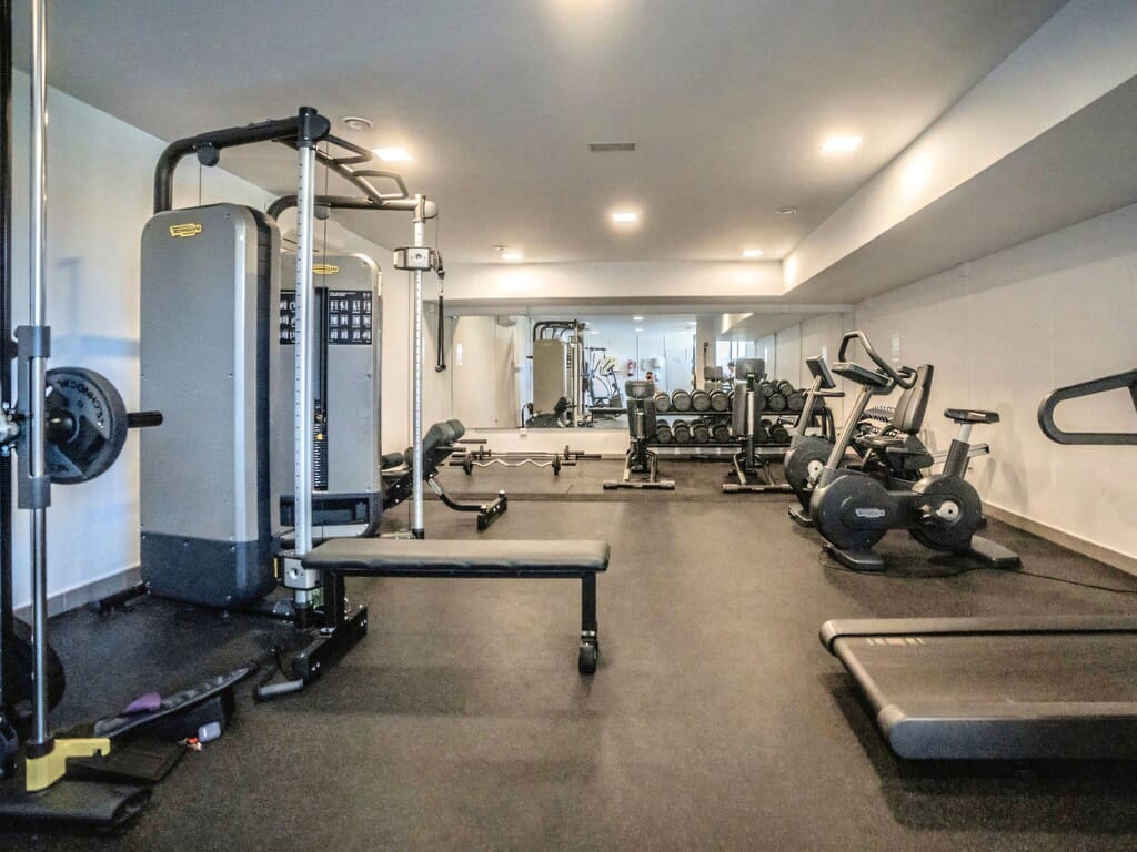 2 bedroom Penthouse for sale in Benahavis with pool garage - € 775,000 (Ref: 10154820)