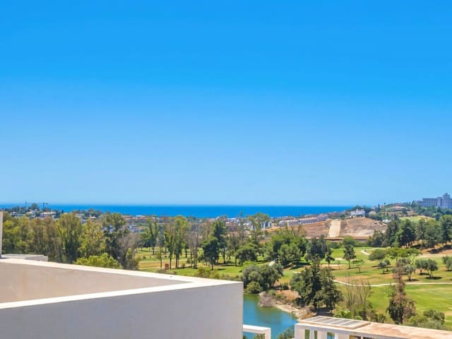 Ático de 2 habitaciones en Benahavís en venta con piscina garaje - 775.000 € (Ref: 10154820)