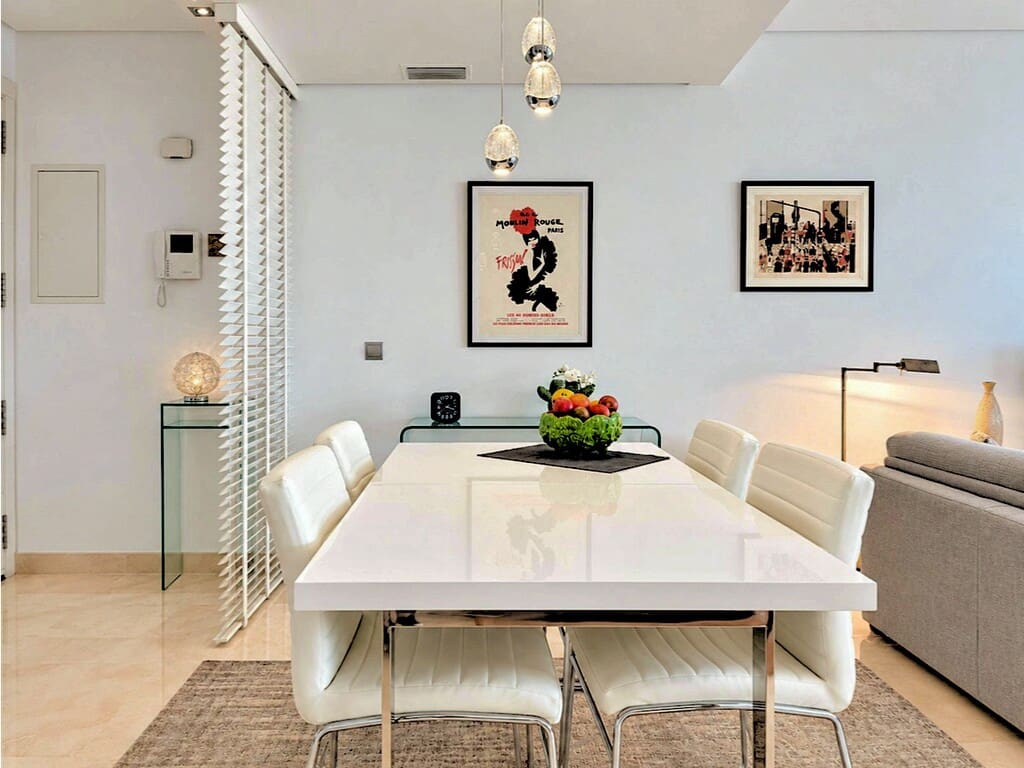 2 slaapkamer Appartement te koop in Los Arqueros met zwembad garage - € 495.000 (Ref: 10157417)