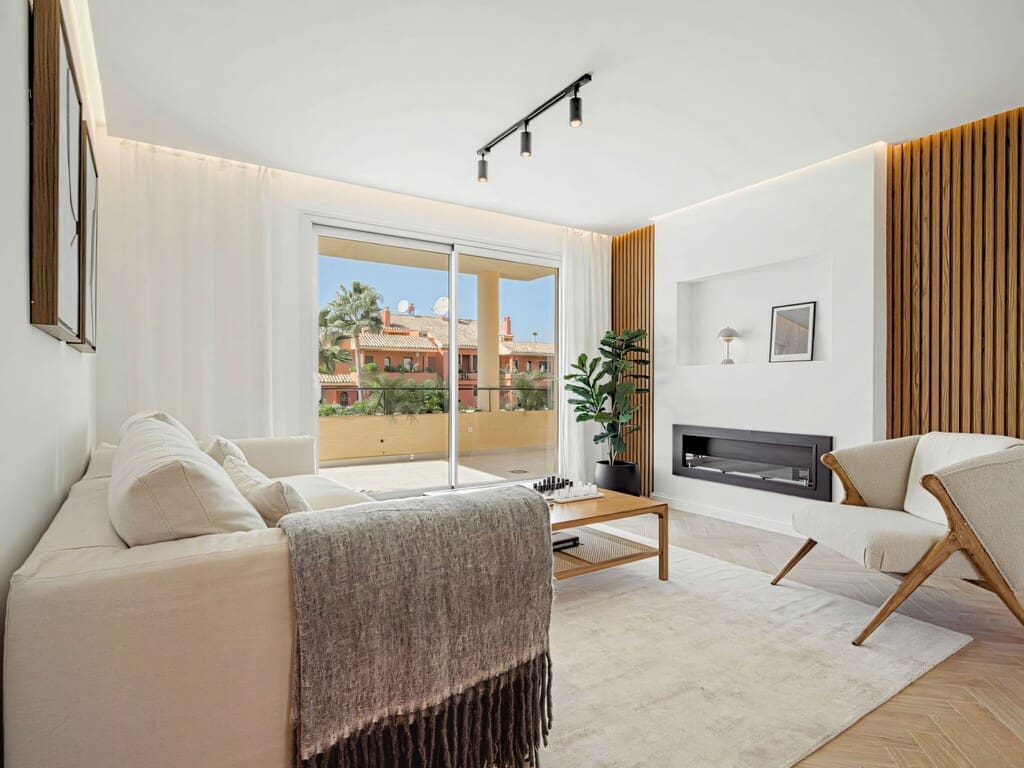 3 chambre Penthouse à vendre à Bel-Air avec piscine garage - 995 000 € (Ref: 10157418)