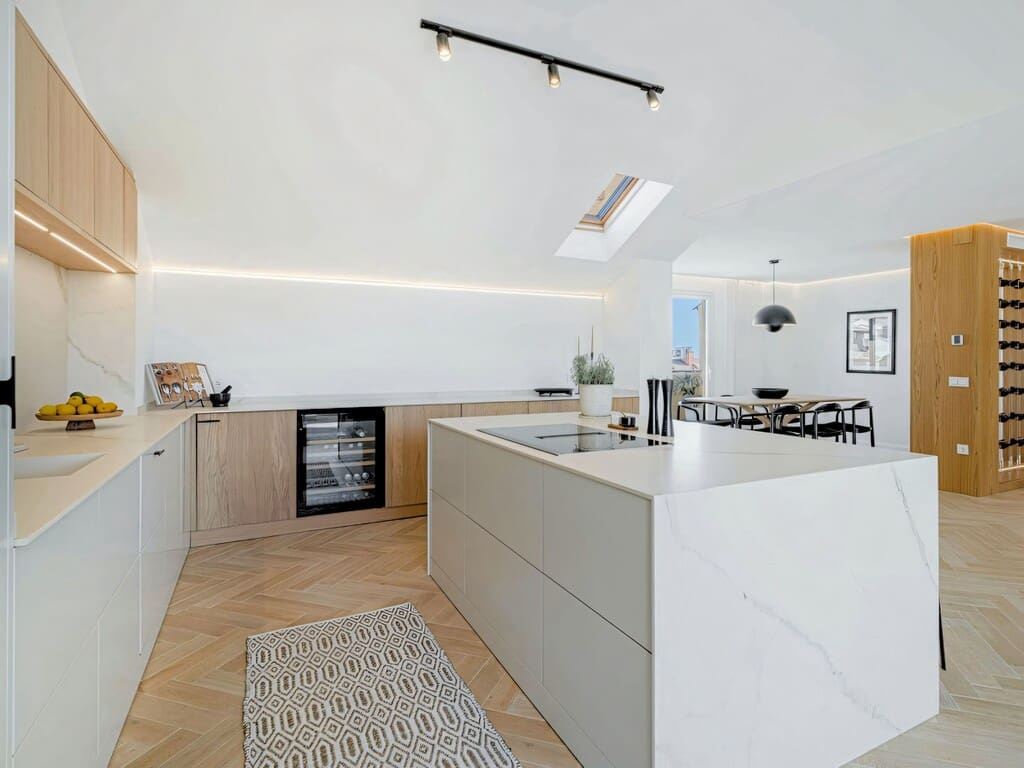 3 chambre Penthouse à vendre à Bel-Air avec piscine garage - 995 000 € (Ref: 10157418)