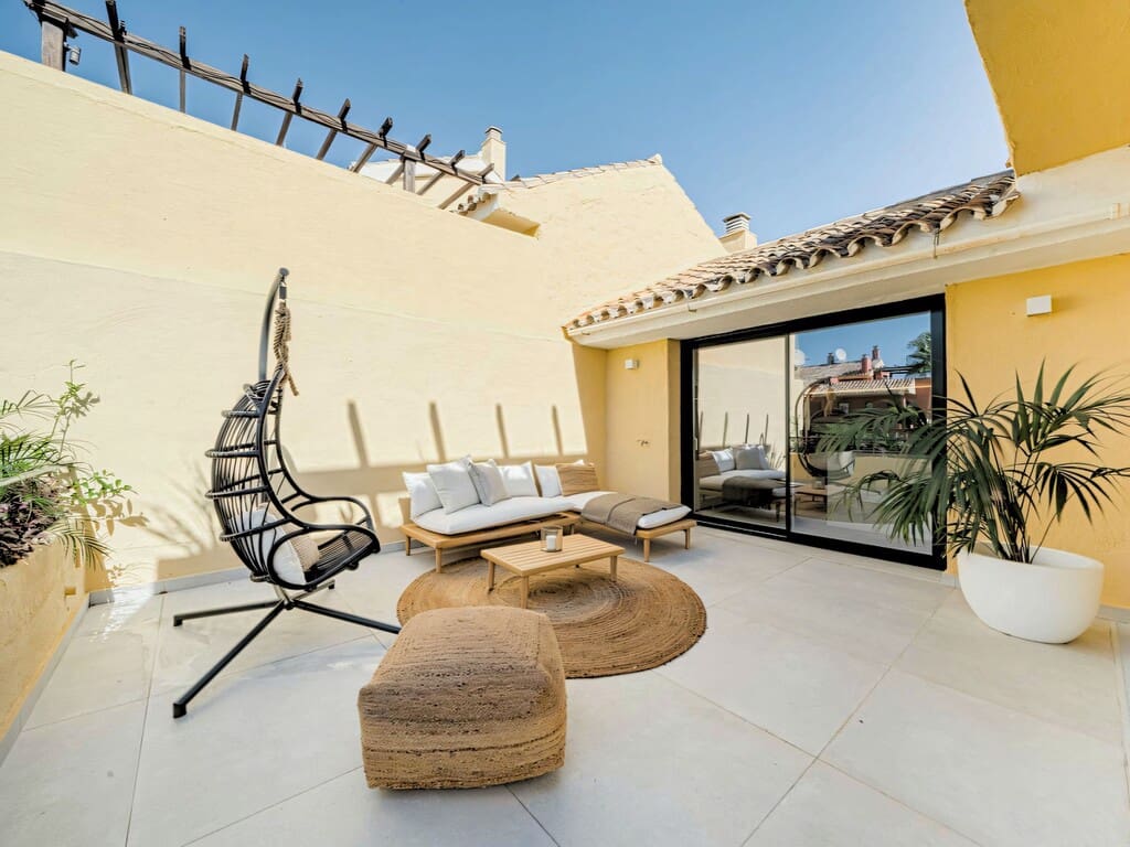 3 chambre Penthouse à vendre à Bel-Air avec piscine garage - 995 000 € (Ref: 10157418)