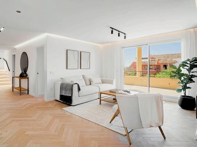 3 soverom Penthouse til salgs i Bel-Air, Estepona med svømmebasseng garasje - € 995 000 (Ref: 10157418)